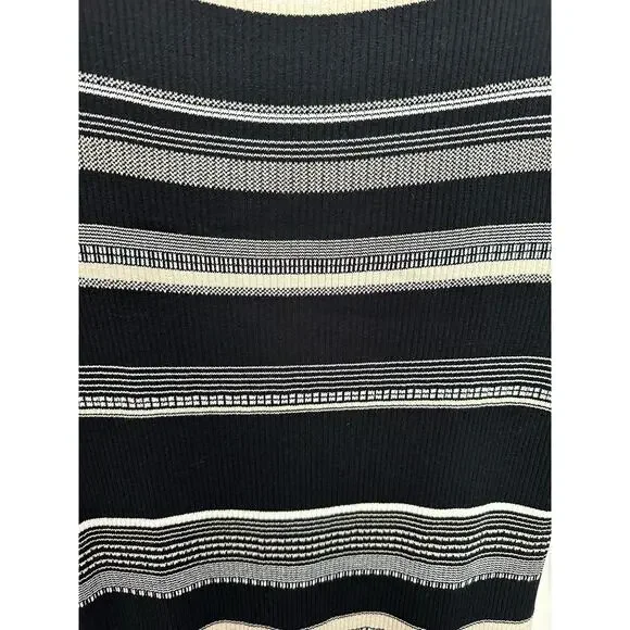 Ann Taylor Striped Scoop Neck Sweater
Dress - Midi Women’s Size M - Picture 6 of 6